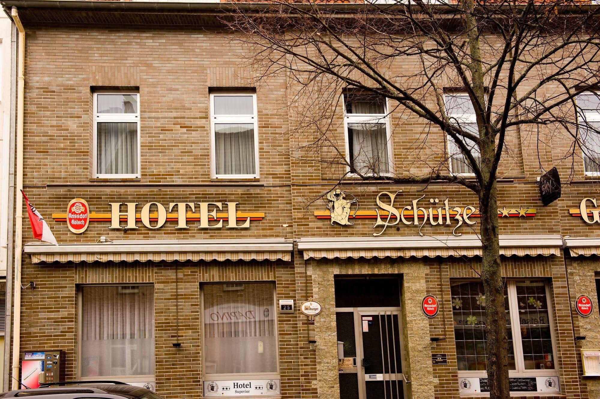 Hotel Schuetze Superior Хюрт Экстерьер фото