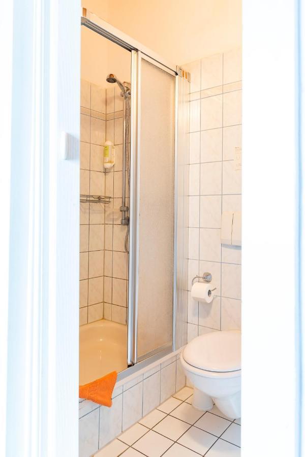 Hotel Schuetze Superior Хюрт Экстерьер фото
