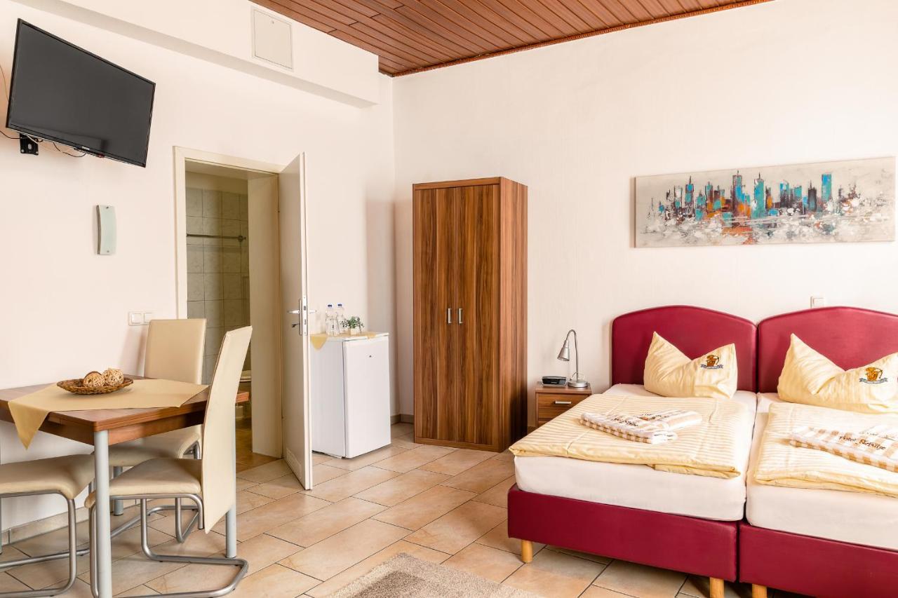 Hotel Schuetze Superior Хюрт Экстерьер фото