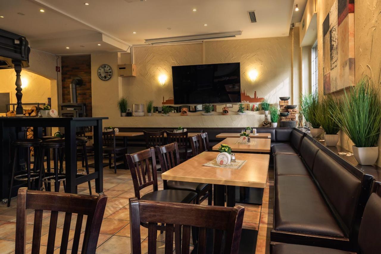 Hotel Schuetze Superior Хюрт Экстерьер фото