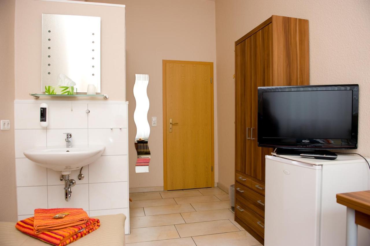 Hotel Schuetze Superior Хюрт Экстерьер фото
